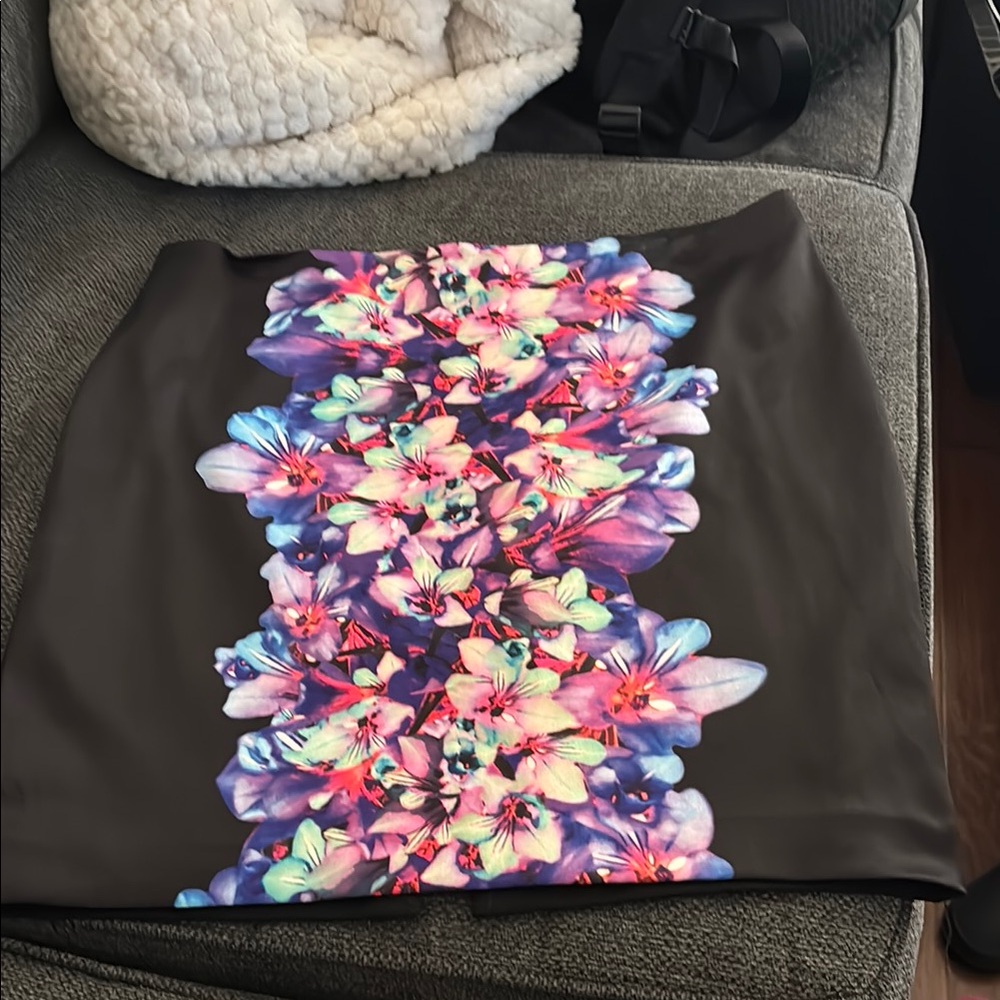 Floral Print Skirt - Black with Multicolor Design